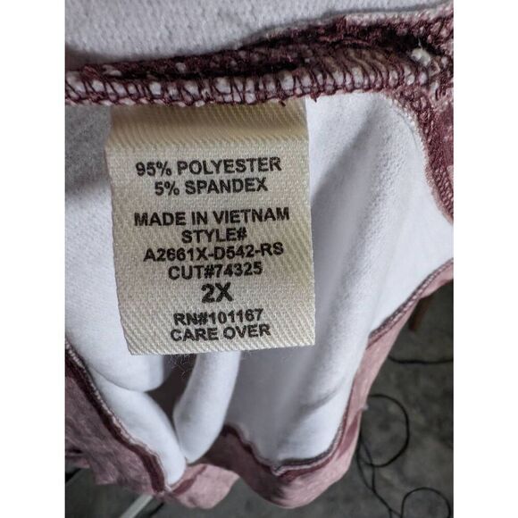 NWOT Cha Cha Vente Top Pink with Burgundy Hearts 3/4 Sleeves Round Neck Women's - Picture 4 of 5